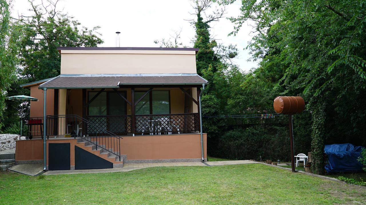 Tobo House Along The River Danube Radvaň nad Dunajom Extérieur photo